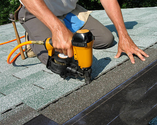 Best Commercial Roofing Services  in La Pine, OR